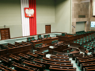 Kimya Öğretmeni Parlemento Binasını Havaya Uçurmak Şüphesiyle Mahkum Edildi - KimyaHaberleri