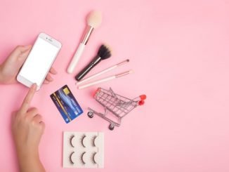 kadinlar kozmetige erkekler yemege harcadi