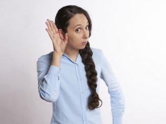 kulak kireclenmesi kadinlarda kat fazla goruluyor