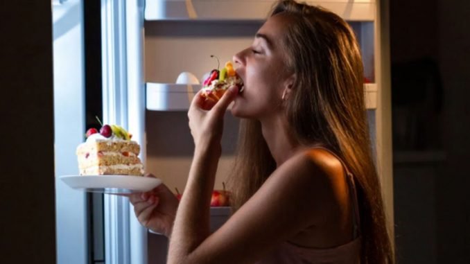 uyku arasi bilincsiz yemek yeme semptomuna dikkat uyku arasi bilincsiz yemek yeme semptomuna dikkat