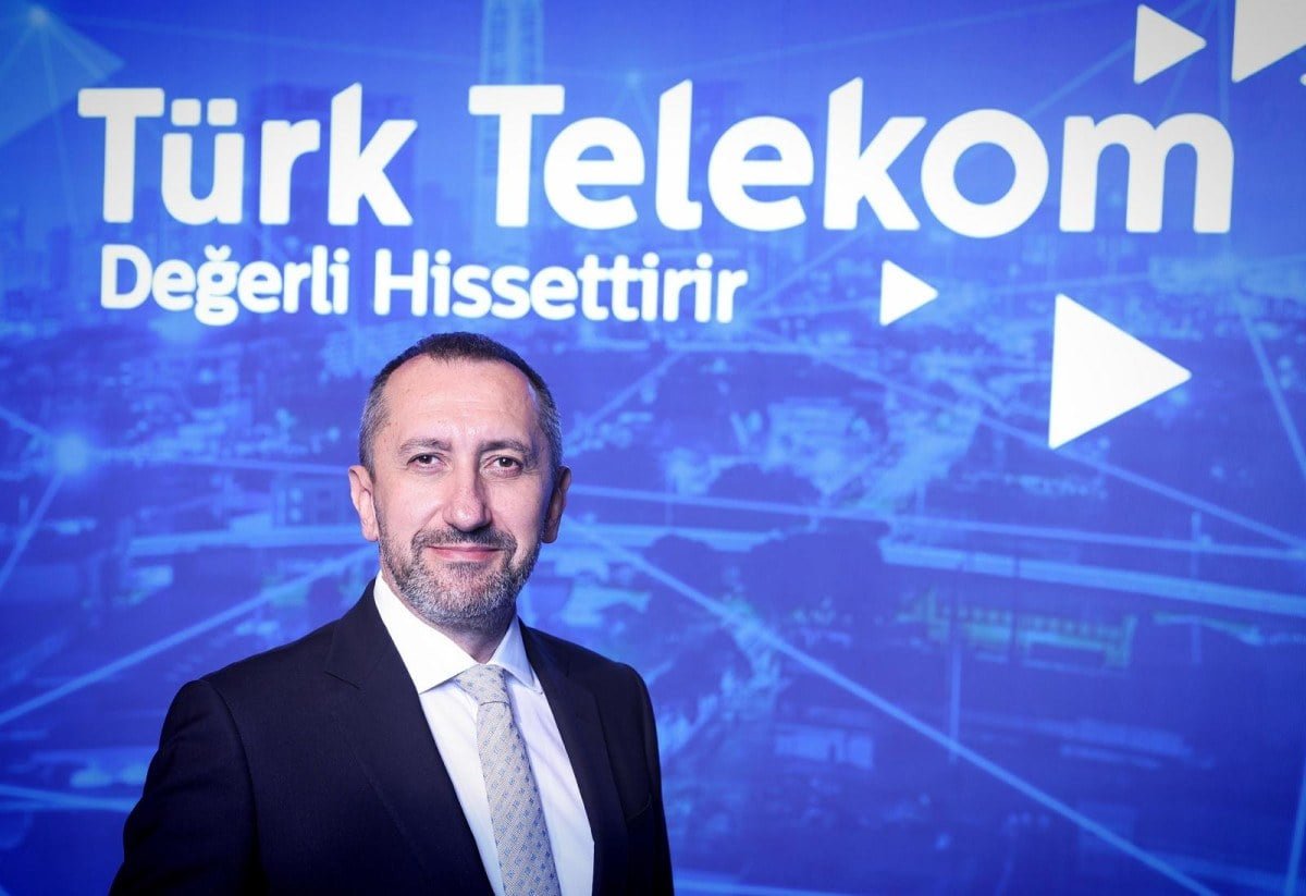 2023-ve-2024-turk-telekom-basarisi-ve-vizyonu-0-K2eWFiek.jpg