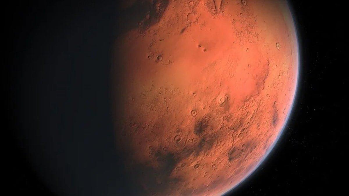 mars-yuzeyindeki-garip-sekiller-orumceklere-benzetilen-olaylar-qEG8ZfiO.jpg
