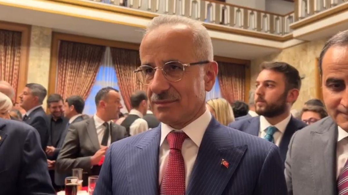ulastirma-bakani-uraloglu-x-turkiyeye-hala-temsilci-atamadi-6gDN9KCG.jpg