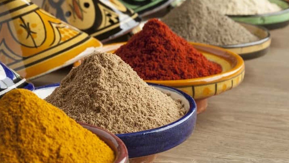 baharat-skandali-zararli-madde-iceren-urunler-marketlerden-toplatiliyor-0-Ei5il2I4.jpg