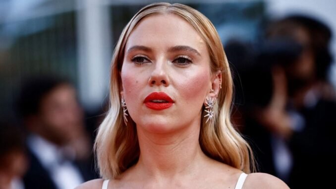scarlett-johansson-chatgpt-ses-taklidi-iddiasi-R4WBrFFr.jpg
