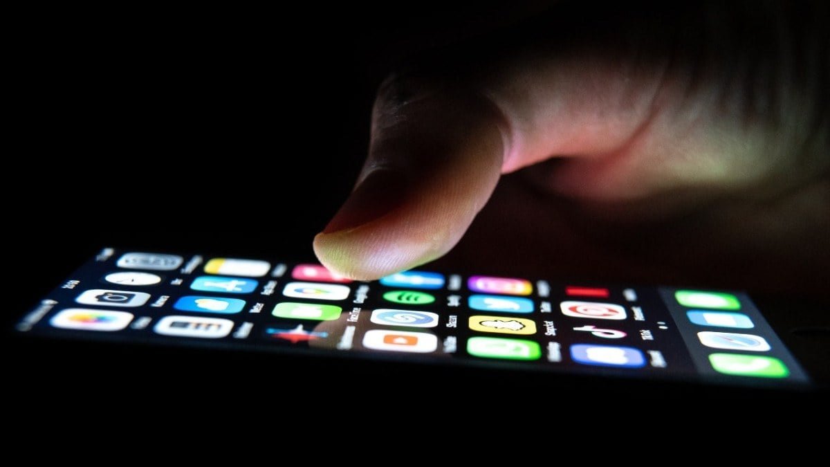 akilli-telefon-kullanicilarinin-ataklardan-korunmak-icin-atmalari-gereken-7-adim-4-j8gObdzD.jpg