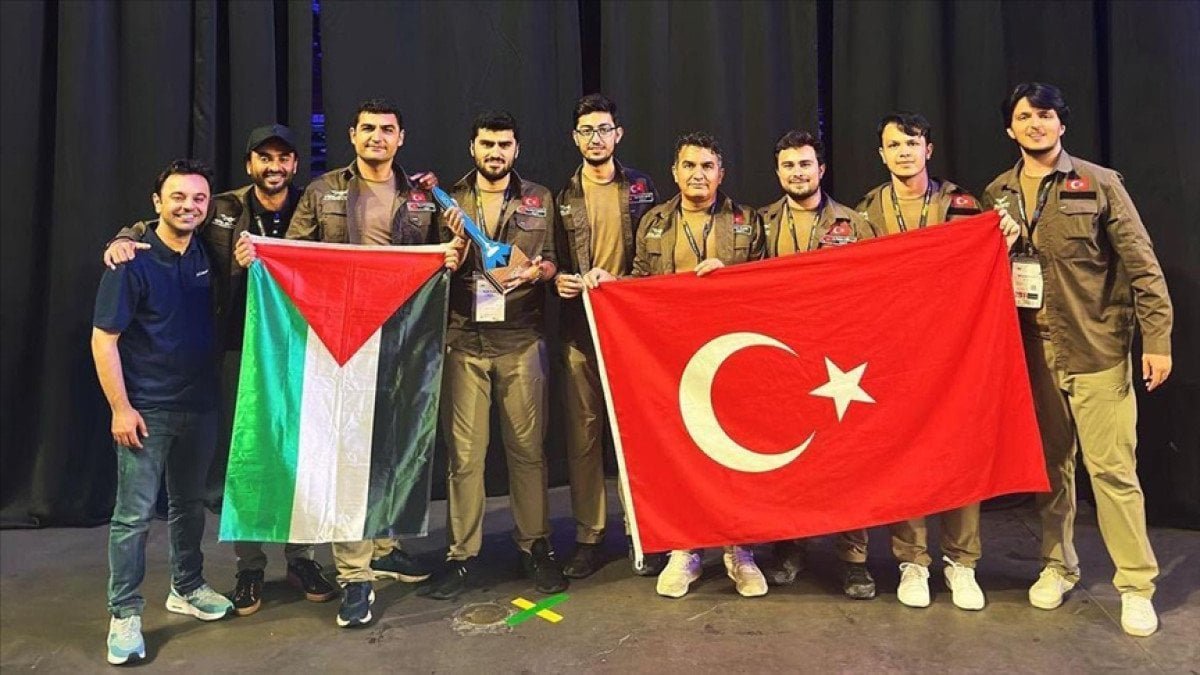 itu-vefa-havacilik-kadrosu-abddeki-roket-musabakasinda-sampiyon-oldu-0-mYEpGNWM.jpg