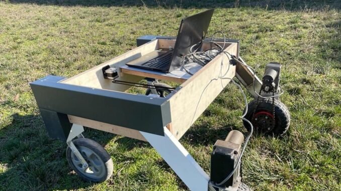universite-ogrencilerinden-yabani-otla-ugras-icin-yapay-zekali-robot-laZPzee9.jpg