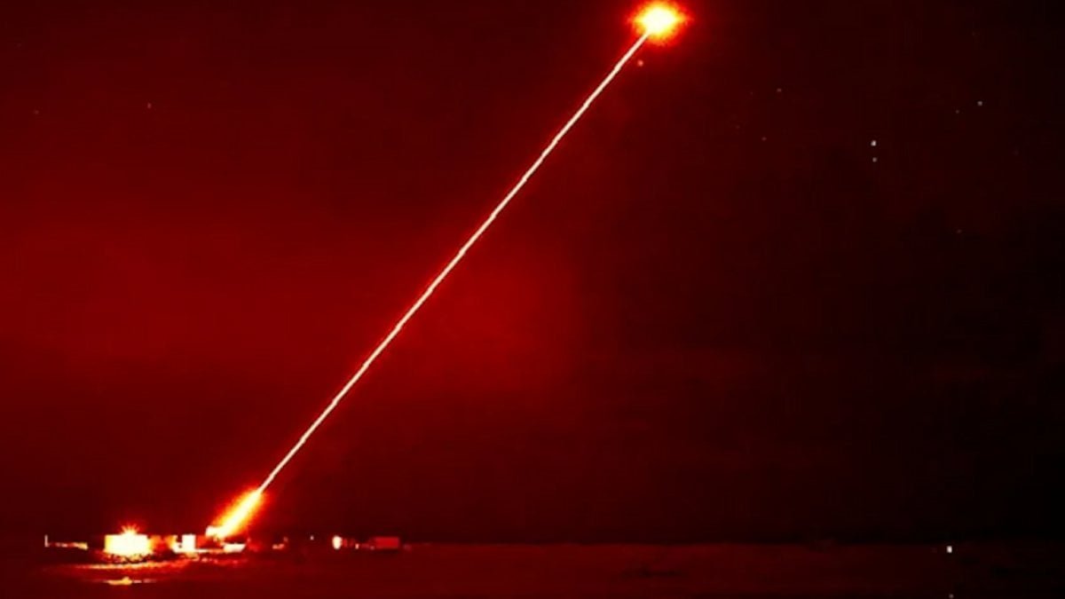 guney-koreden-bir-birinci-lazer-silahlari-konuslandiran-birinci-ulke-olacak-m7W8F5K4.jpg