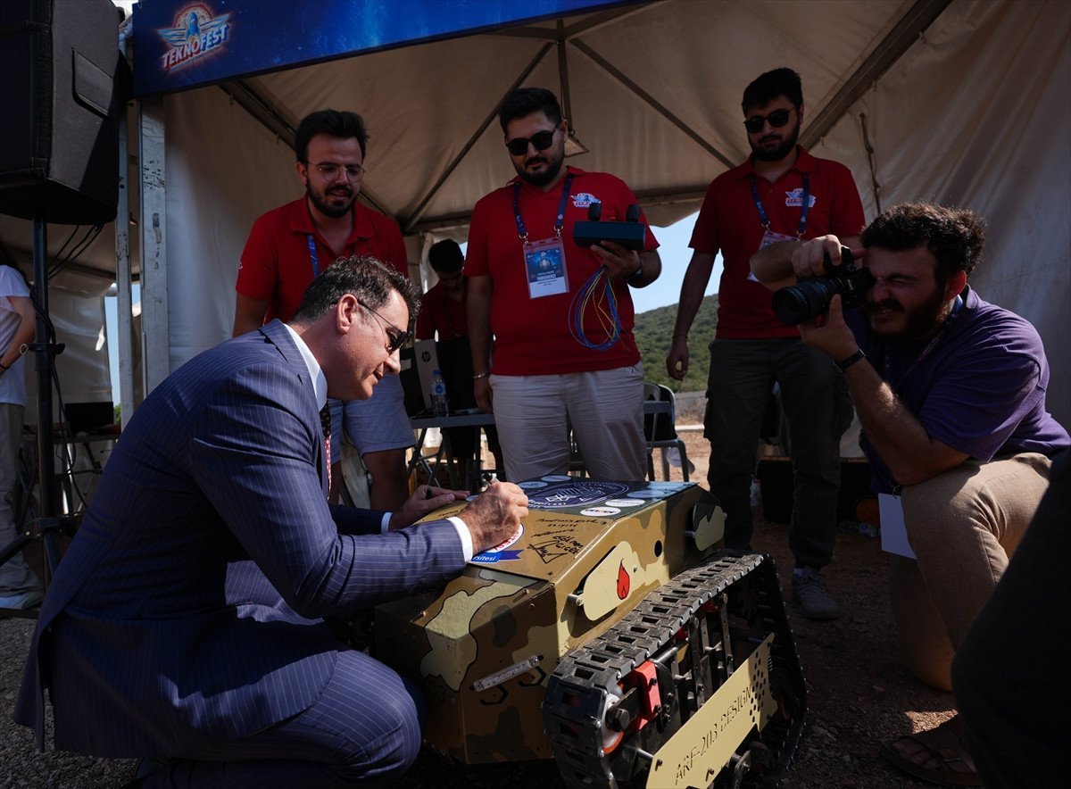 bilisim-vadisinde-tarimsal-insansiz-kara-araci-yarismasi-1-Bxxnvz5l.jpg
