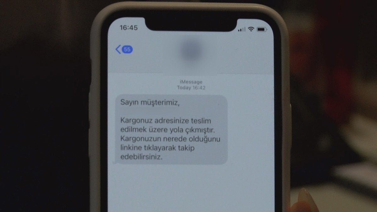 dolandirici-smslere-dikkat-iste-paranizi-kaptirmamaniz-icin-yapmaniz-gerekenler-3-zYDWpvi7.jpg