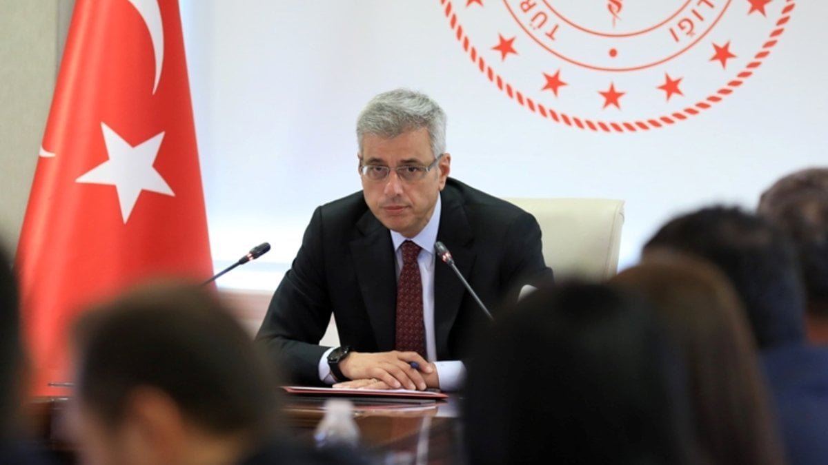 saglik-bakani-memisoglundan-maymun-cicegi-virusu-aciklamasi-JTNXiPDp.jpg
