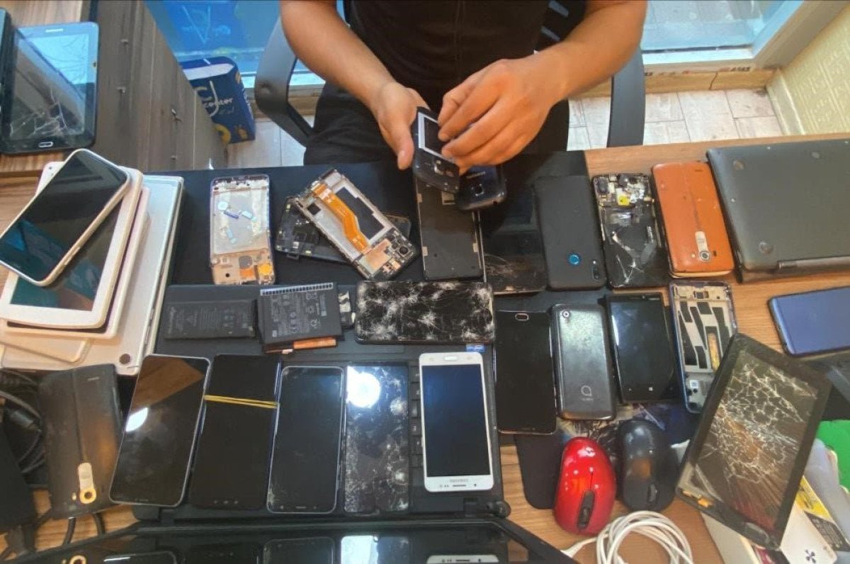 cep-telefonlarinin-omrunu-uzatmak-icin-dikkat-edilmesi-gerekenler-0-9gR8G2Rf.jpg