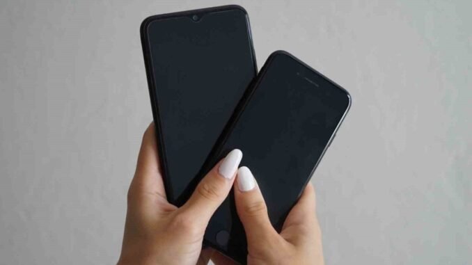 cep-telefonlarinin-omrunu-uzatmak-icin-dikkat-edilmesi-gerekenler-GiDvg5gs.jpg
