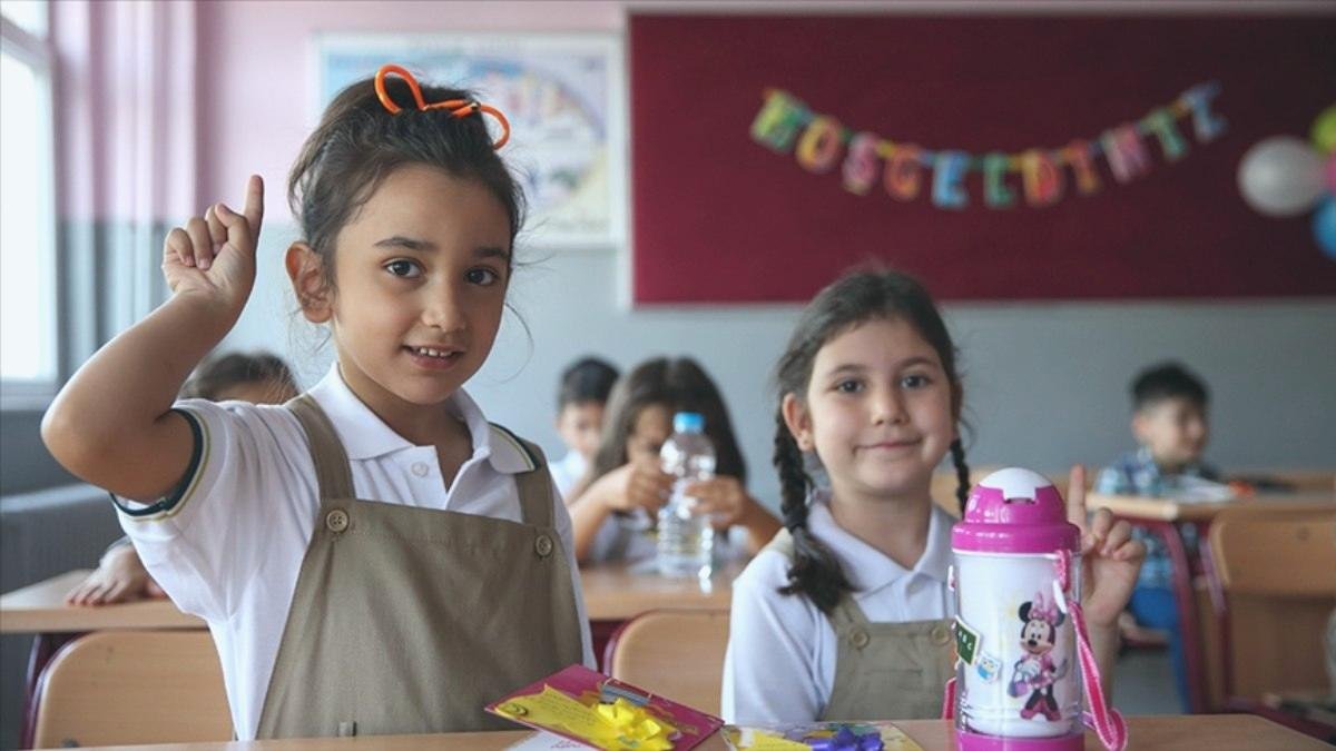 cocuklar-icin-beslenme-cantasi-hazirlama-rehberi-CbdZpNqc.jpg