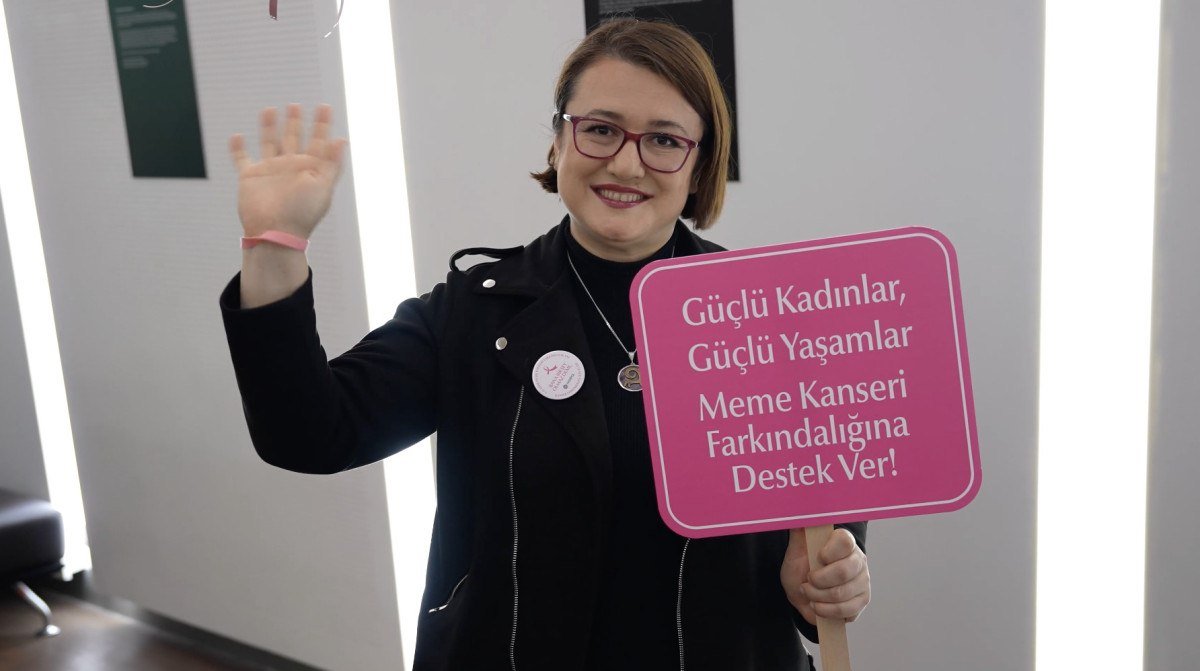 meme-kanseri-farkindalik-etkinligi-erken-taninin-onemi-2-SPTpUlkv.jpg