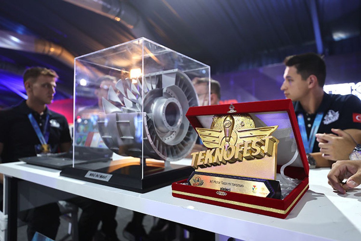 teknofestte-genclerin-inovasyonu-askeri-turbo-fan-modulu-2-ArxWSLV3.jpg