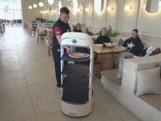 Kahveland Kafe'de Robot Destekli Servis Dönemi - KimyaHaberleri